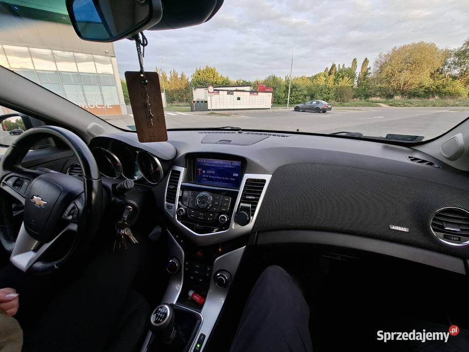 Chevrolet Cruze 17 131 MP3 sprzedam