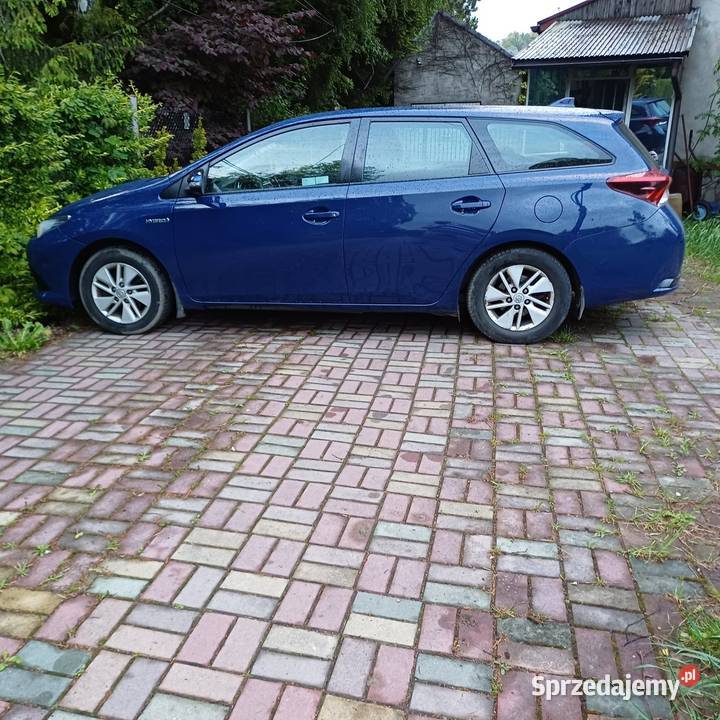 Toyota Auris hybryda kombi LPG 164KM Wieliczka