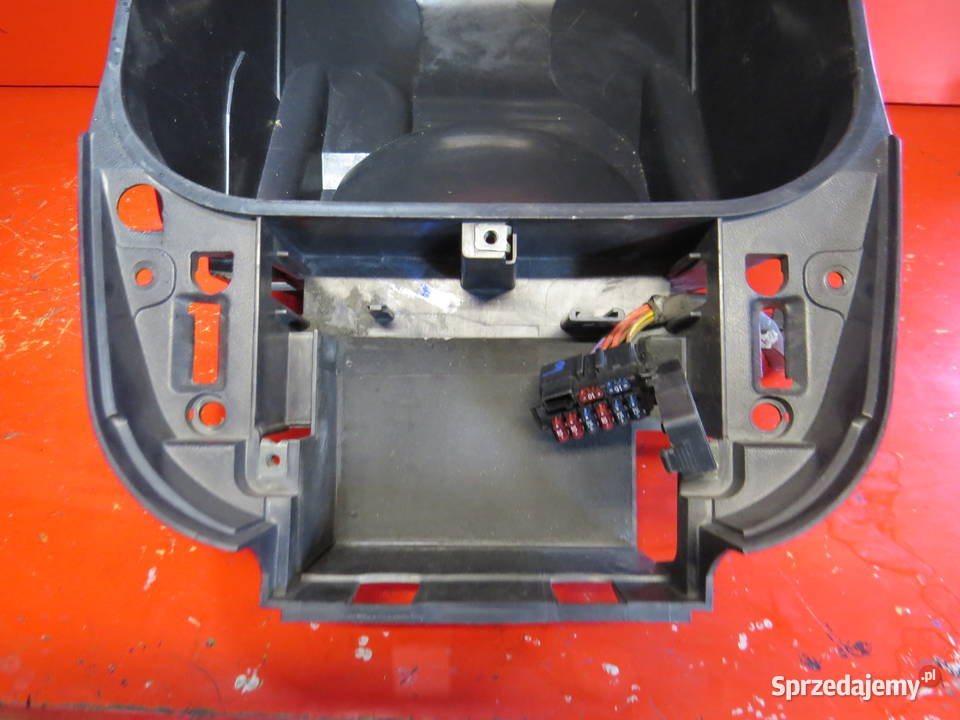 YAMAHA TMAX 500 T T 2003 kufer schowek pod mazowieckie Warszawa sprzedam