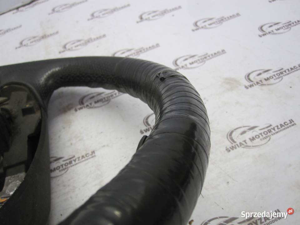 MITSUBISHI L200 07r kierownica 305242141 osobowe świętokrzyskie