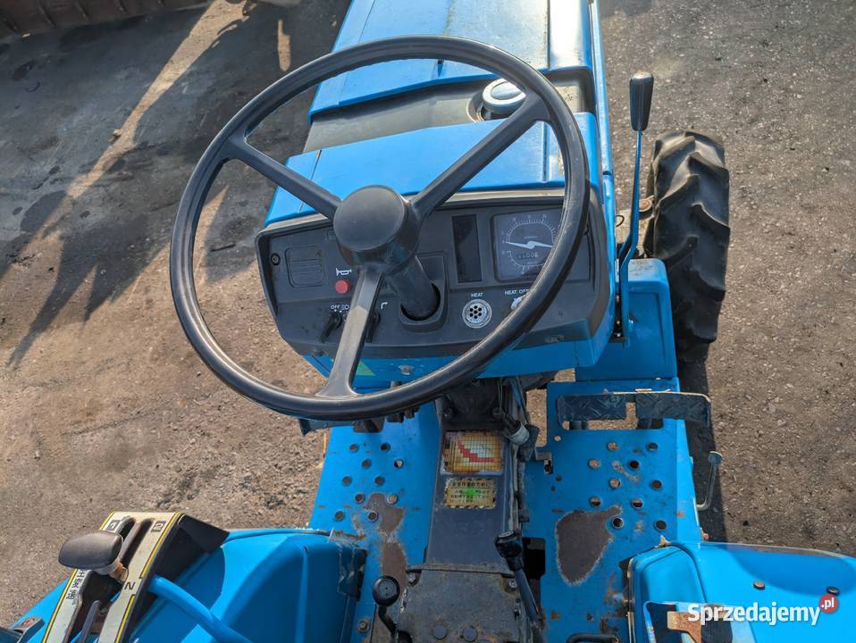 Traktor Mitsubishi MT1601D 16 Napęd 4x4 Skała sprzedam