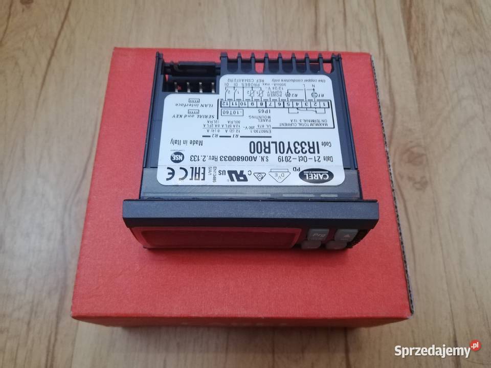 Regulator temperatury panelowy CAREL IR33Y0LR00 Chojnice