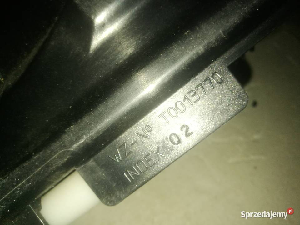 Schowek pasażera Niebieski Mercedes W211 Wyposażenie wnętrza Biłgoraj