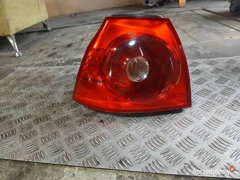 Lampa lewy tył Volkswagen Golf 5 V EUHB5D 0509r Lampy tylne Radłów sprzedam