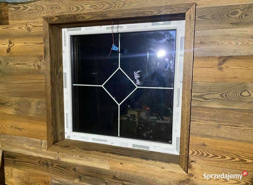 Stare drewno deski na ścianę z rozbiórki stodoły wewnętrzne Wrocław