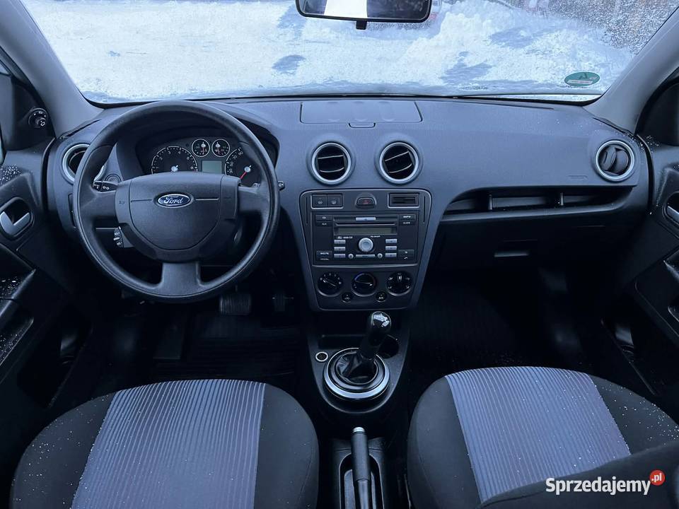 zadbane auto z niskim przebiegiem podkarpackie