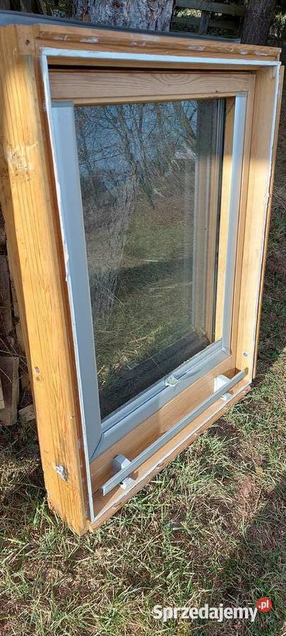 Okno Welux dachowe z ramą i roletą Mirosławice sprzedam