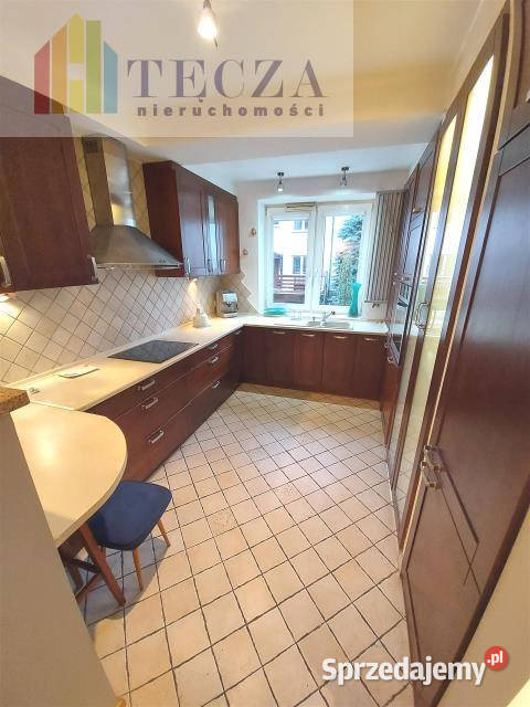 Dom szeregowy 278m2 Warszawa Szmaragdowa