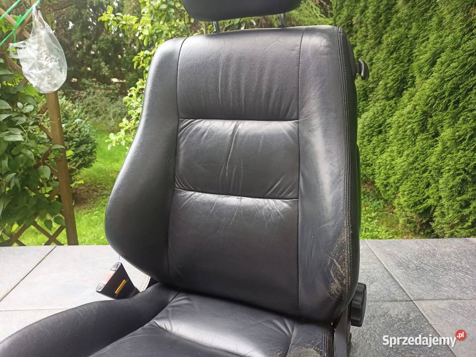 Opel Astra G Bertone Coupe 3d fotele przednie osobowe