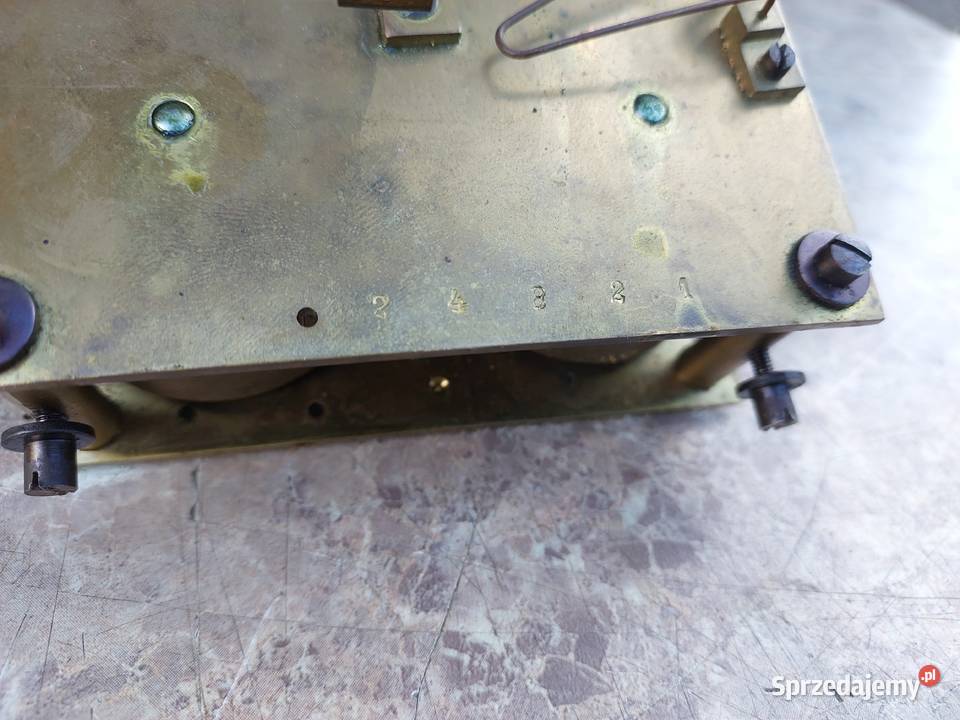636 Mechanizm starego zegara ściennego pełna Tczew