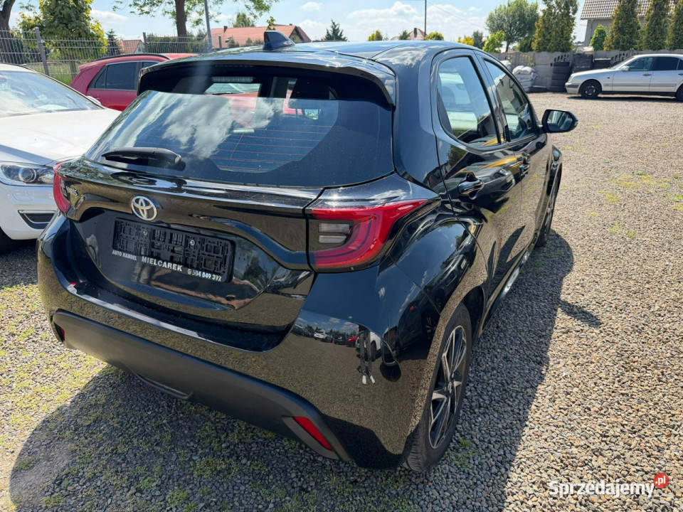 Toyota Yaris hybryda automat kamera gwarancja IV Zbąszyń