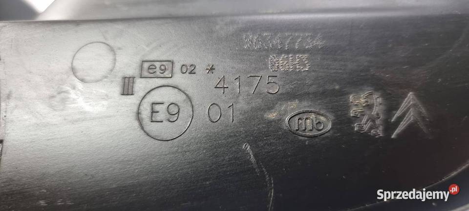 LUSTERKO PRAWE PEUGEOT 307 6PIN osobowe Lipno