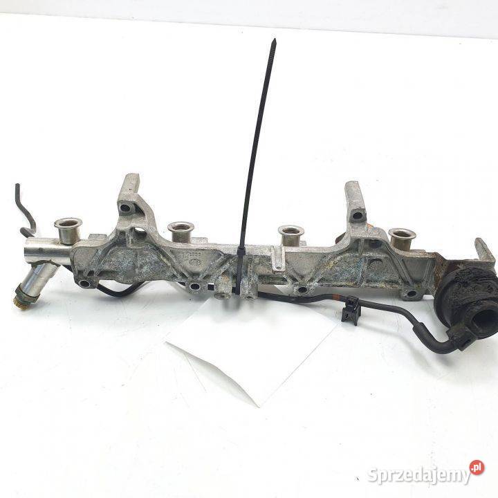 LISTWA WTRYSKOWA AUDI A8 D4 079133315BD osobowe
