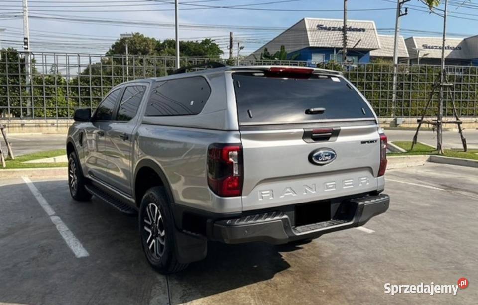 Zabudowa paki Hardtop Ford Ranger 2023 boki Pasłęk sprzedam