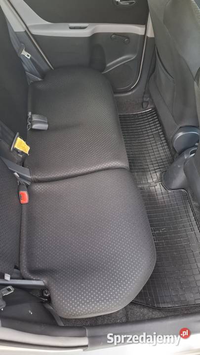 Toyota Yaris nieuszkodzony Krosno sprzedam