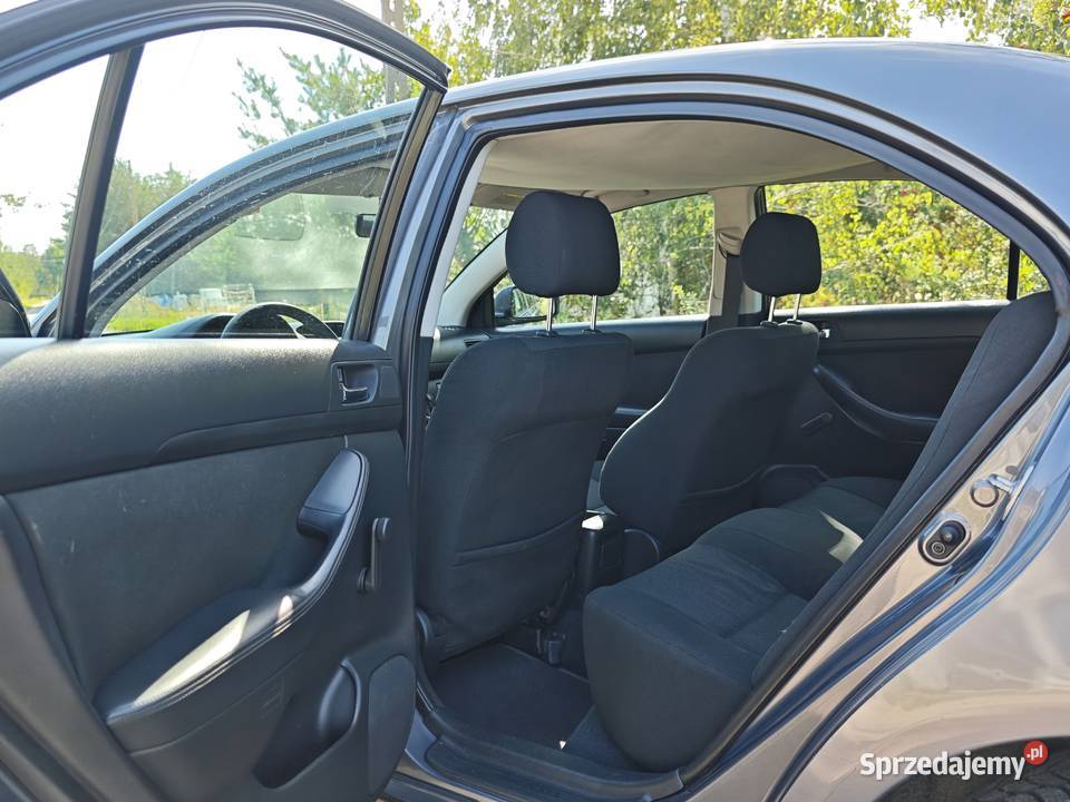 Toyota Avensis Avensis podlaskie Łubniki