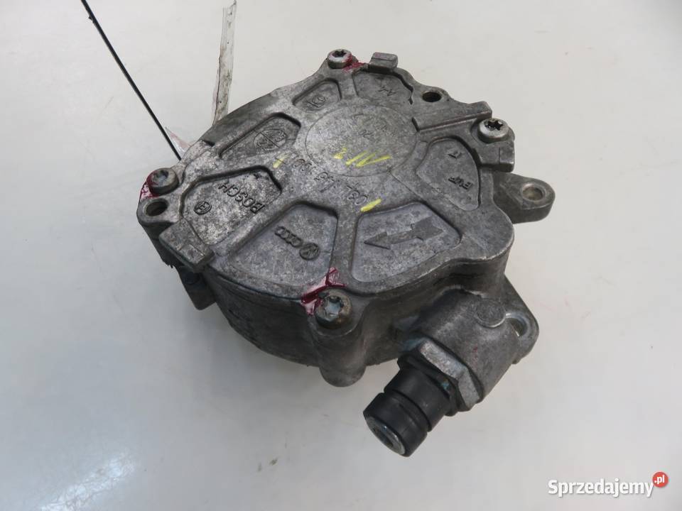 POMPA VACUM VW PASSAT B6 20 TDI 03L145100 osobowe małopolskie