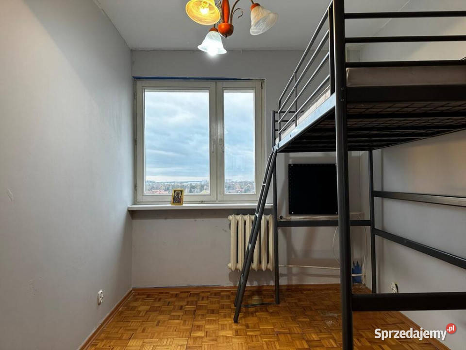 Na sprzedaż mieszkanie 675 m2 do odświeżenia 67.5m2 Piotrków Trybunalski