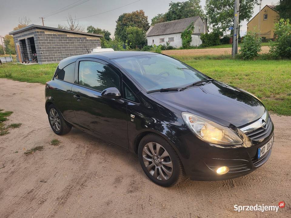 Corsa D 12 Klima 20010r Super stan Opłacona sprzedam