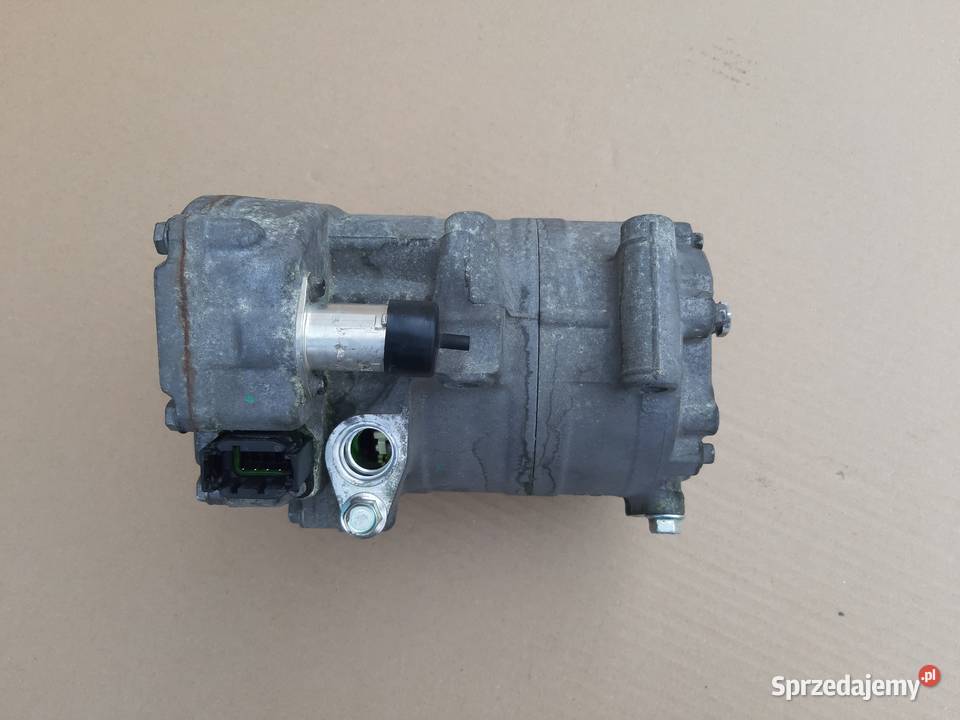 SCANIA R S NGS SPRĘŻARKA KLIMATYZACJI POSTOJOWEJ Trzciel