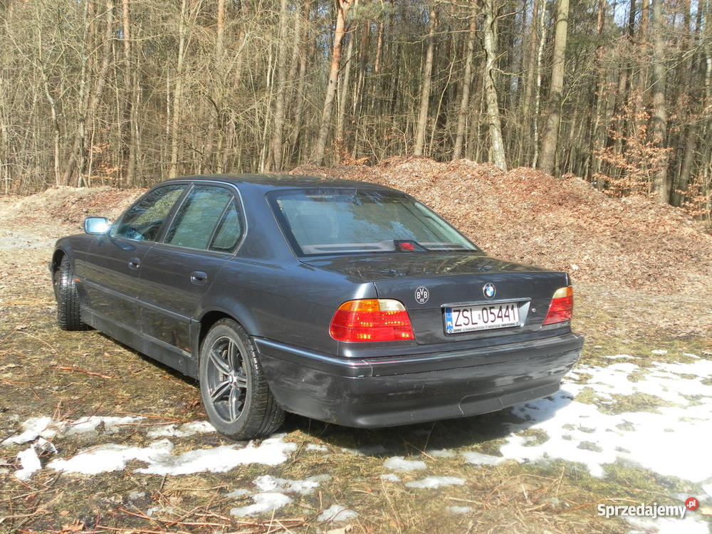 Bmw 728 e38