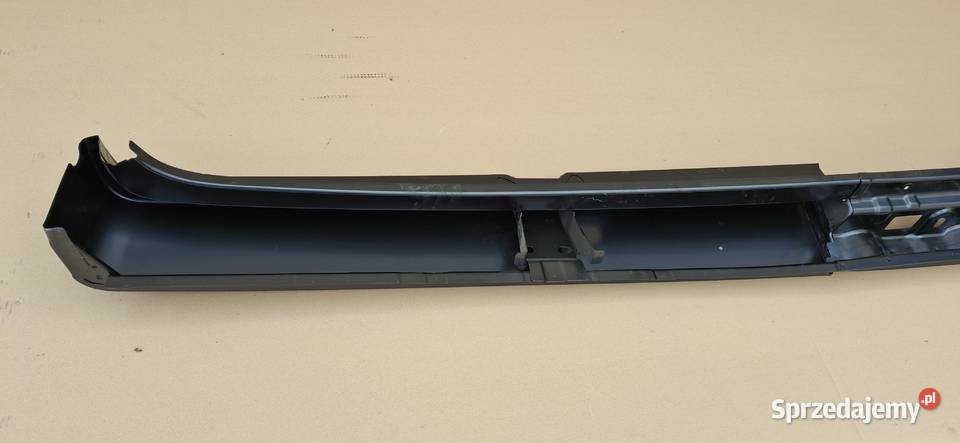 VW CRAFTER II 7C MAN TGE SŁUPEK PRAWY TYŁ TYLNY Części samochodowe Bieleń
