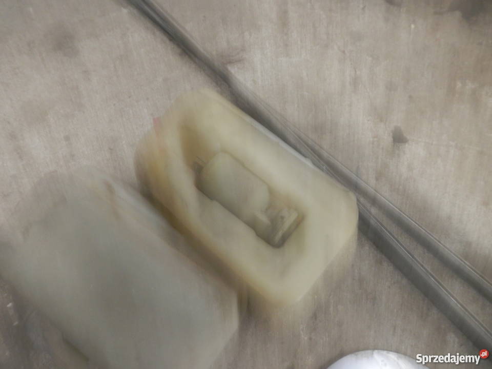 VW Golf I listwy boczne