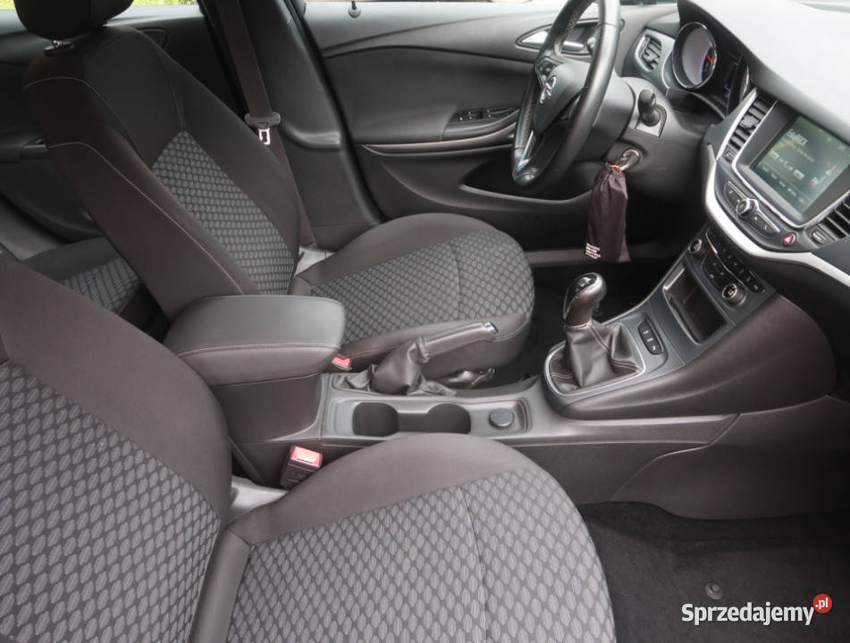 Opel Astra 16 T światła do jazdy dziennej Astra Katowice