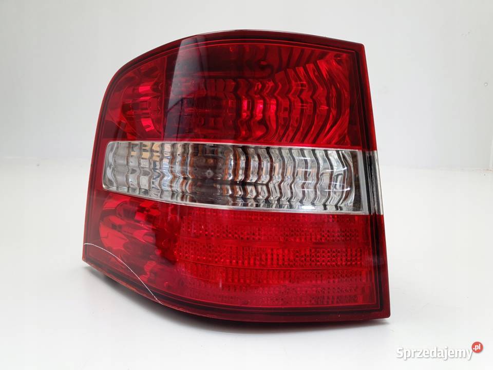 Fiat Stilo kombi 0107r TYLNA LAMPA LEWA lewy tył osobowe Rudka