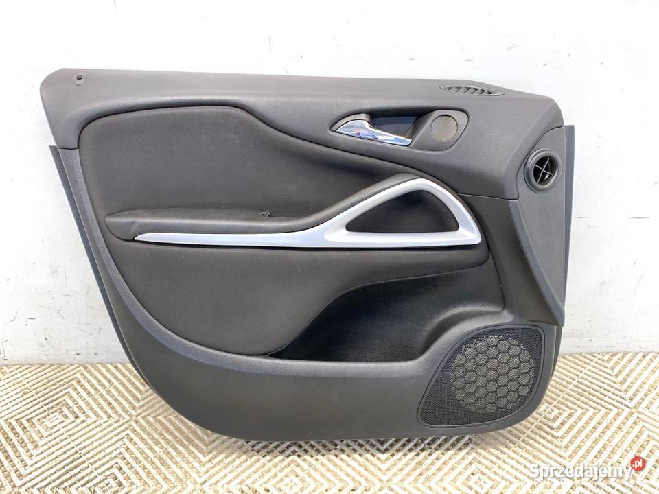 BOCZEK DRZWI LEWY PRZÓD OPEL ZAFIRA C Minivan osobowe podkarpackie