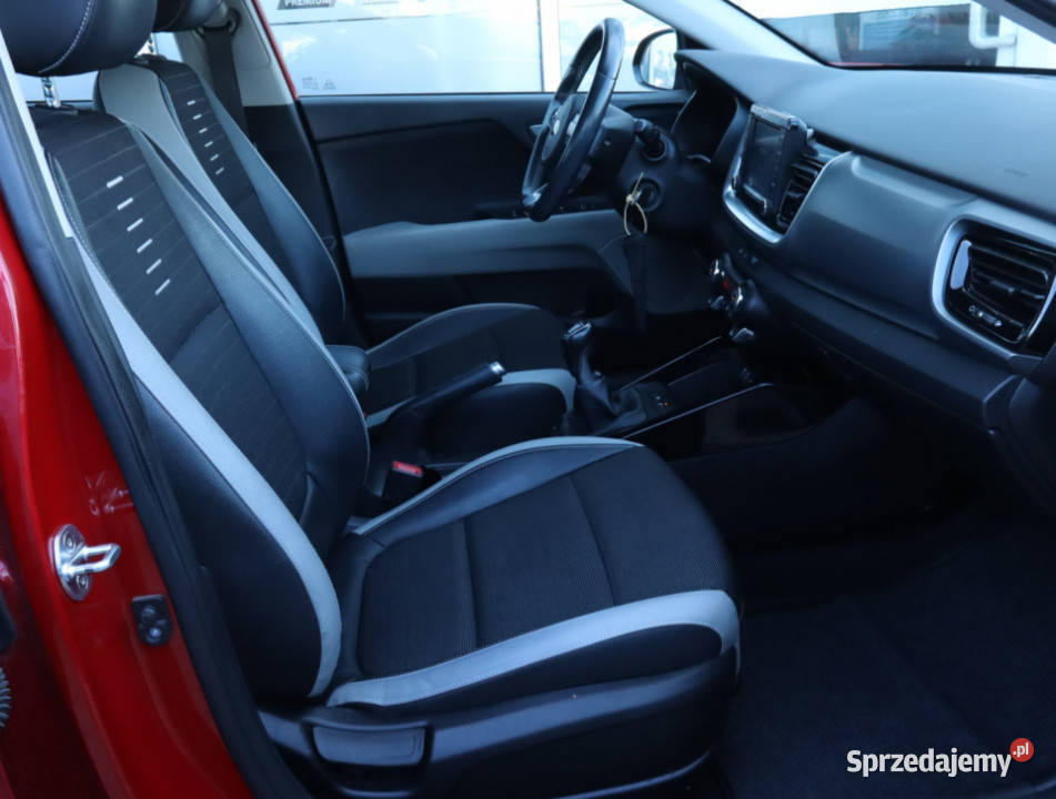 Kia Stonic 10 TGDI wielofunkcyjna kierownica Piaseczno