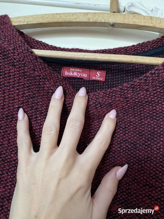 Sweterek Bershka melanżowy ze zwiewnym dołem