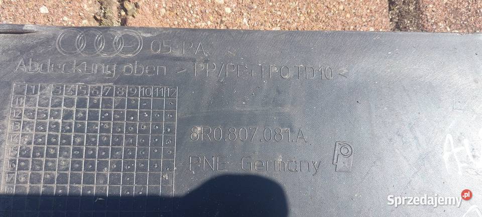 Osłona pasa górnego AUDI Q5 8R0807081A Karoseria
