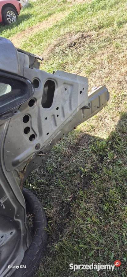 MITSUBISHI COLT 3D 2009PRÓG LEWYPRAWY SŁUPEK Wrocław