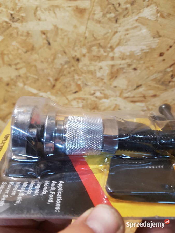 PRASKA DO COFANIA TŁOCZKÓW HAMULCOWYCH TŁOKÓW