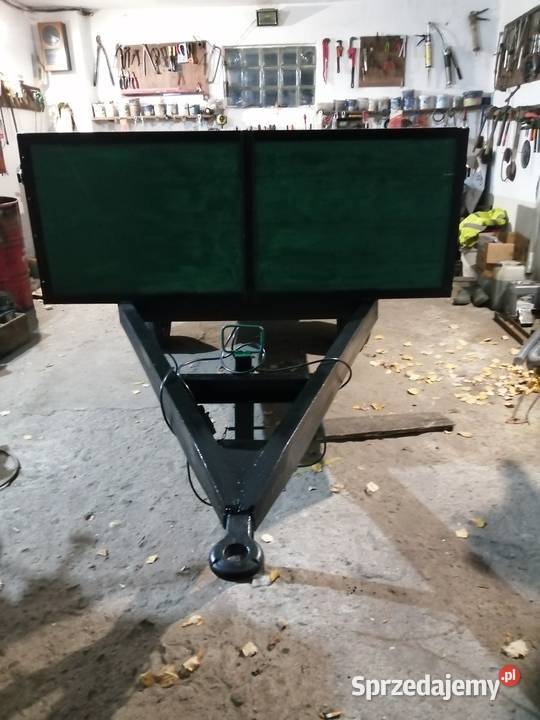 Przyczepka do ciągnika nieuszkodzony Kramarzówka