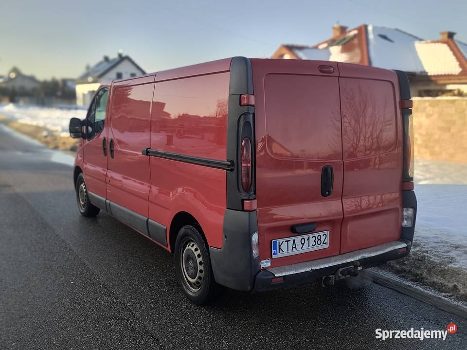 Opel Vivaro Long Rok produkcji 2004 Opel Tarnów