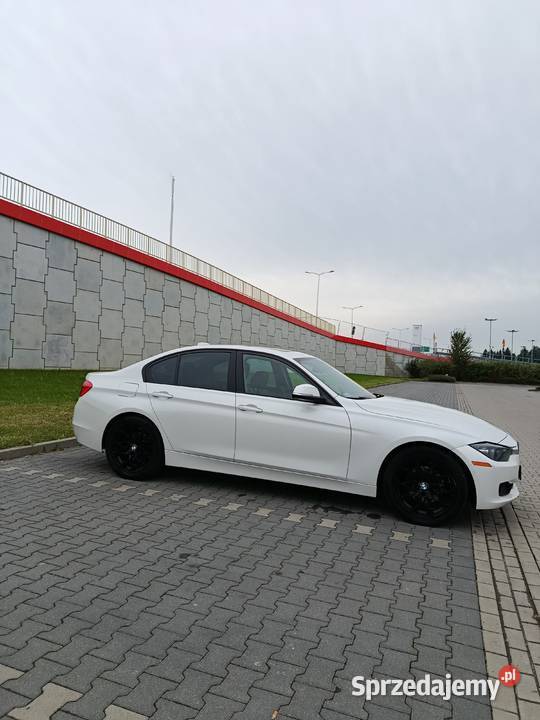 BMW F30 328i