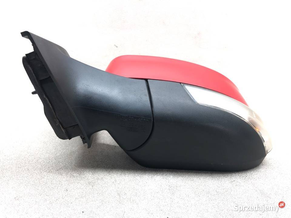 LUSTERKO LEWE FORD FOCUS III Hatchback