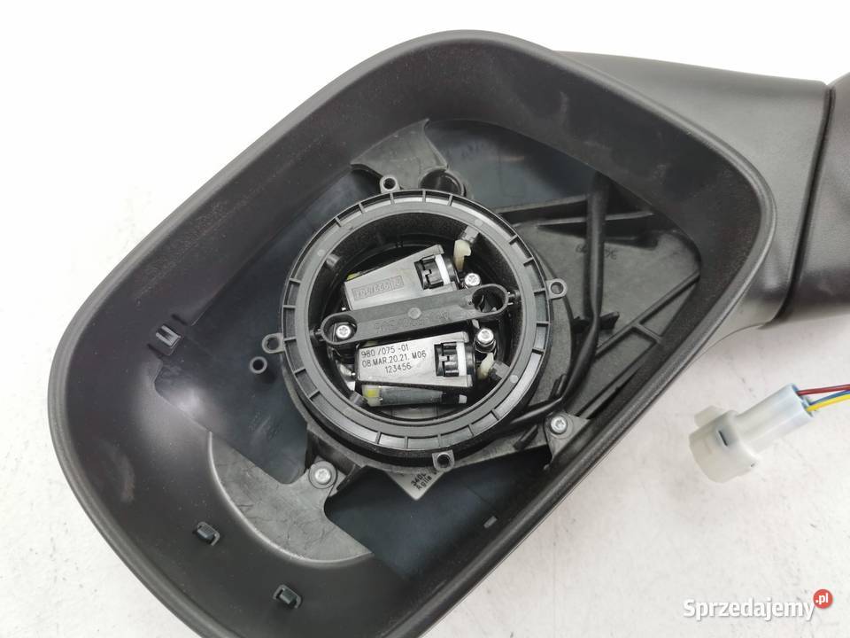 LUSTERKO LEWE 3PIN OPEL AGILA A 20002007 010609 osobowe lubelskie sprzedam