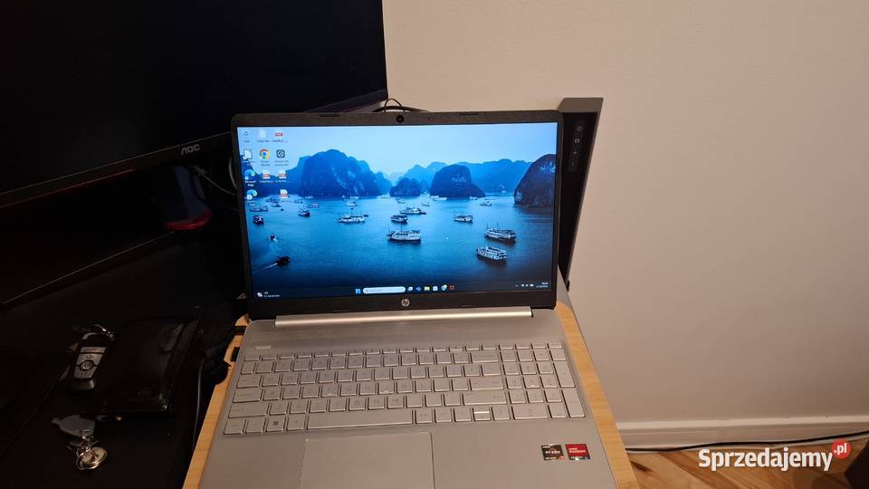 Sprzedam laptopa HP Pavilion 15s stan idealny mazowieckie Warszawa