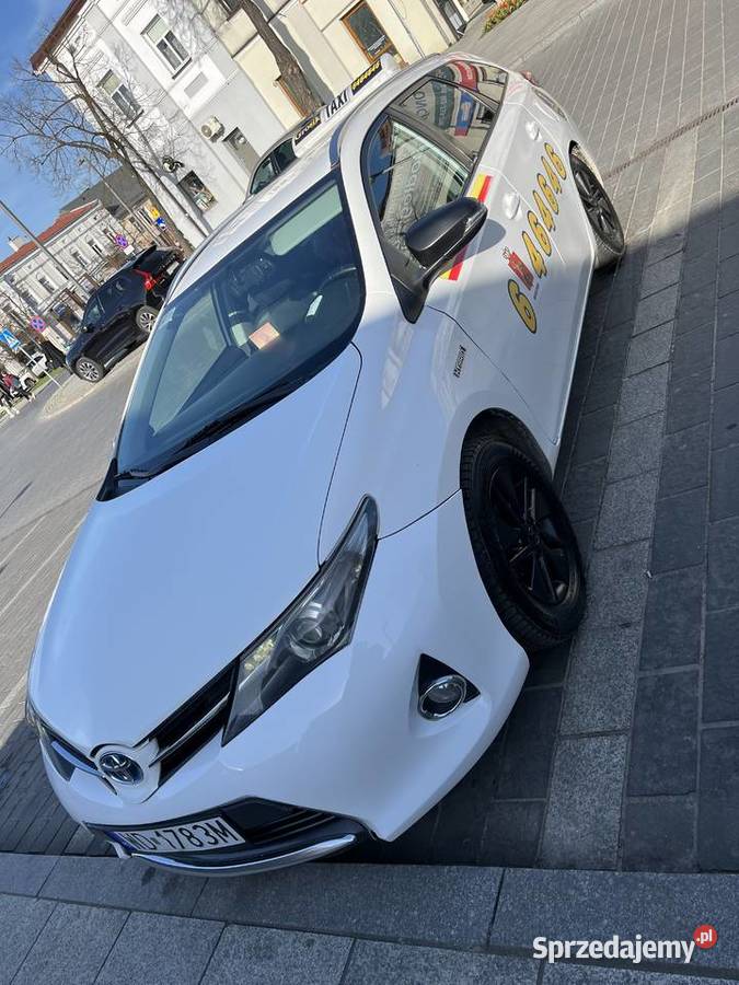 Toyota Auris kombi hybryda z LPG automatyczna Auris Warszawa
