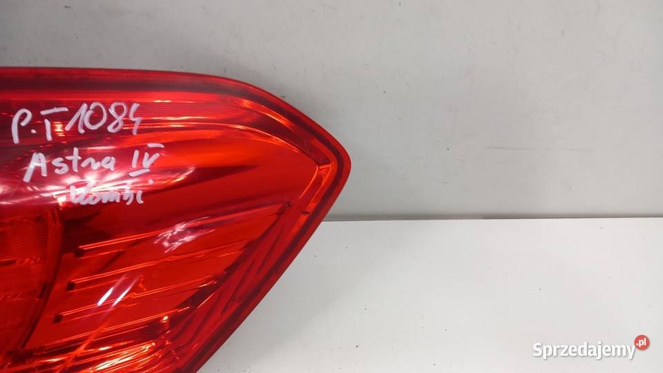 OPEL ASTRA J KOMBI LAMPA TYŁ PRAWA sprzedam