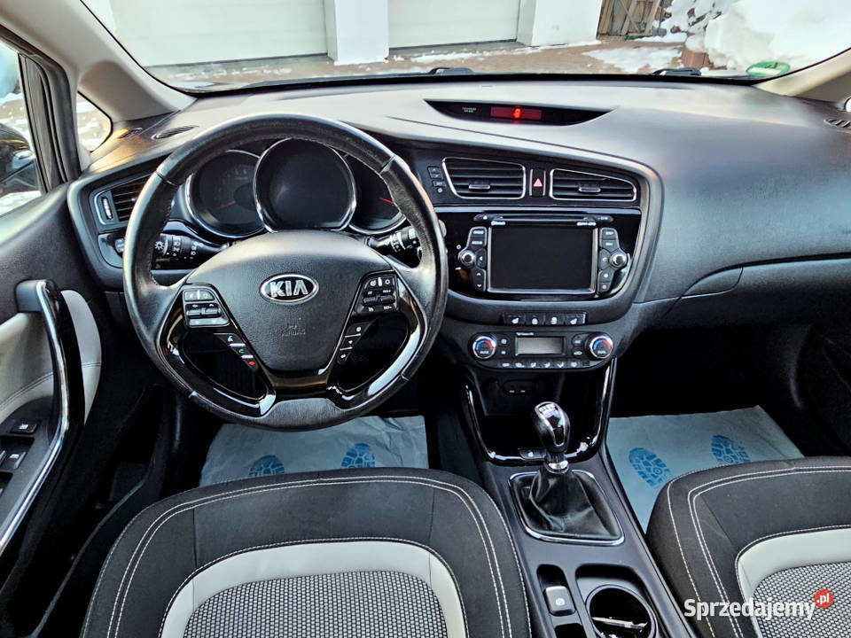 KIA CEED 16 Diesel 128 Bogata wersja lakier metallic Jonkowo