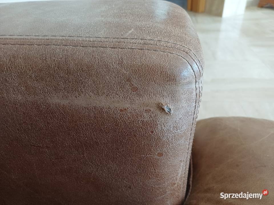 Kanapa dwa fotele pufa Komplety wypoczynkowe