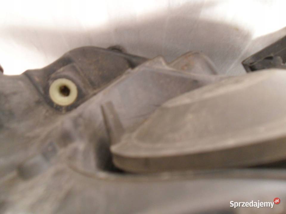 Lampa Przednia Prawa Ford Focus MK3 Xenon Nowy Tomyśl sprzedam