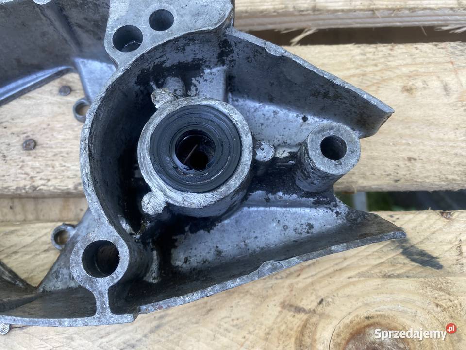 DEKIEL POKRYWA SILNIKA JAWKA JAWA KACZKA MUSTANG Kraków