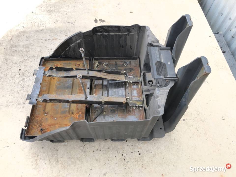 PODSTAWA AKUMULATORÓW DAF CF 108 370 UCHWYT