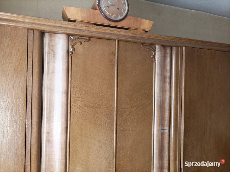Ładna szafa z czasów drugiej wojny światowej Szafy i garderoby sprzedam
