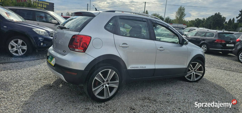 Volkswagen Polo Cross Śliczny Polo Cross 16105 lakier metallic Volkswagen Świdnica